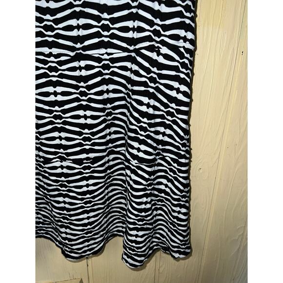 Anne Klein Size 10 Fit & Flare DRESS Black White Geo Texture A-Line Swing Medium - Picture 7 of 9